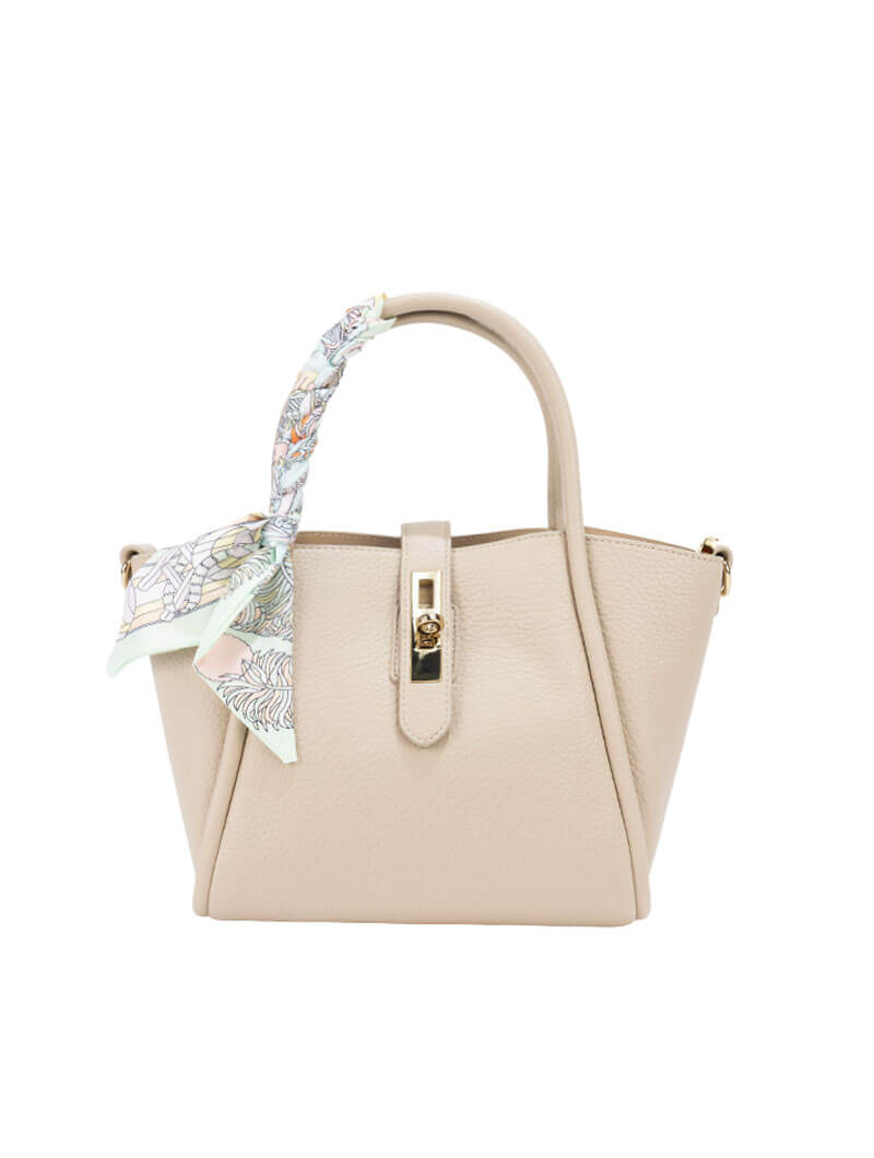 Sac à main avec foulard